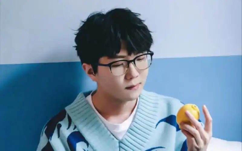 【毛不易】2017-2022 跟随《城市画报》拍摄花絮见证青涩少年成长为