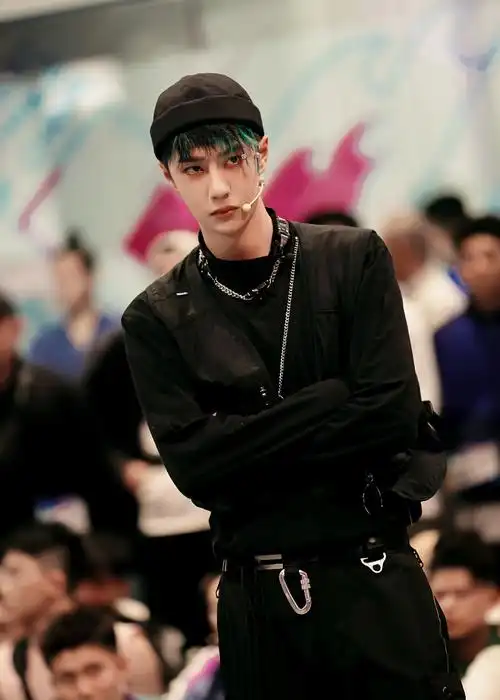 街舞3 王一博 - 堆糖,美图壁纸兴趣社区