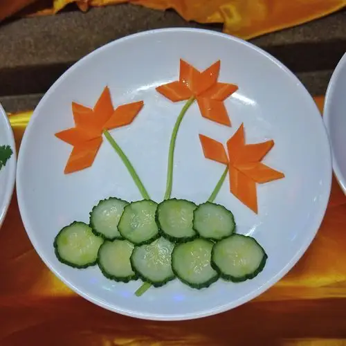 峯仙岩(顶庵)圆年吉祥,绿色食品摆盘,既省钱又漂亮