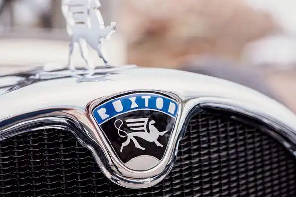 全球10款稀有车标 认识3个你就是大神