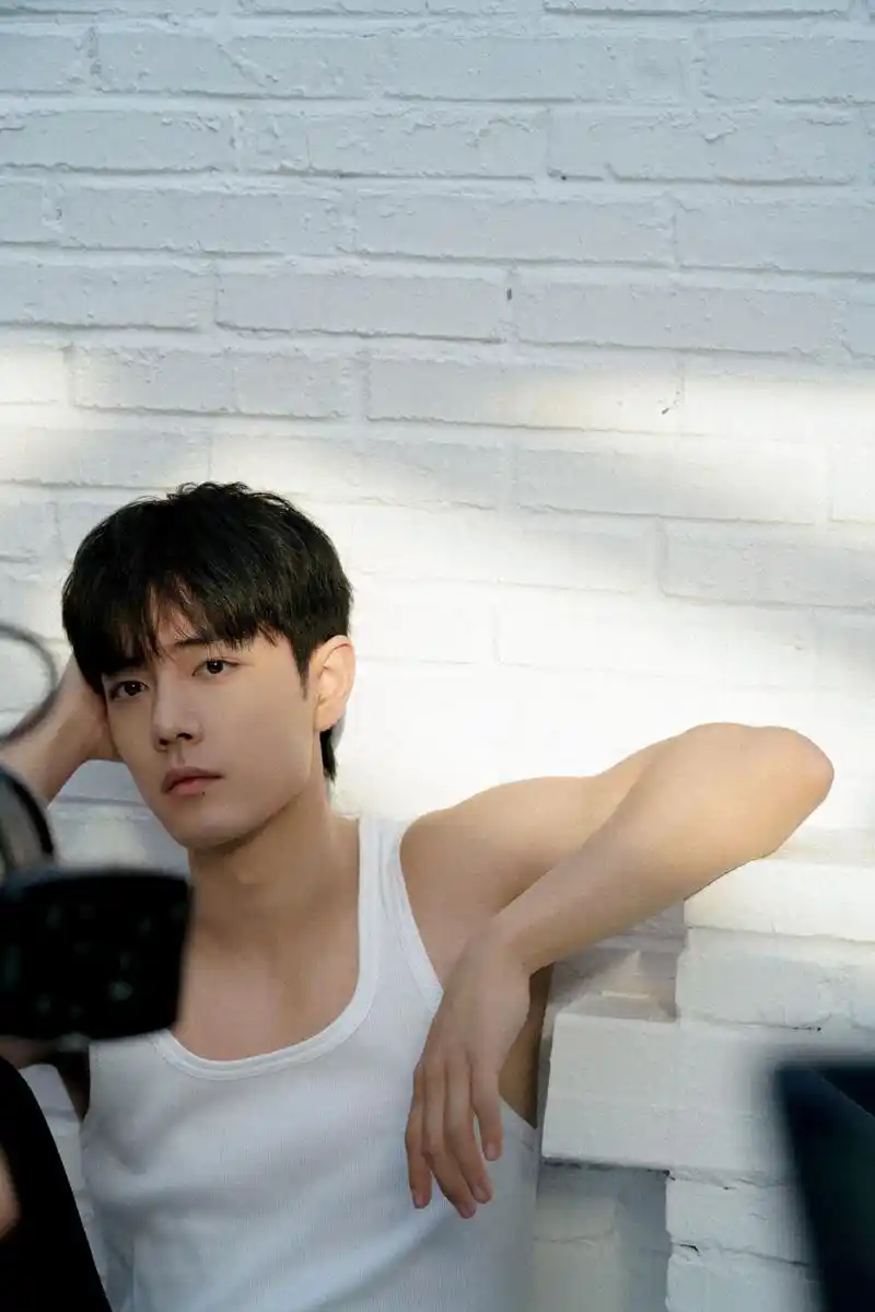 肖战最新随拍,这阳光美少年的顺毛战也太心动了吧!