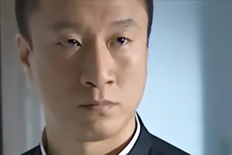 2003年,孙红雷也没能让《征服》"保熟",片子只赚了30万