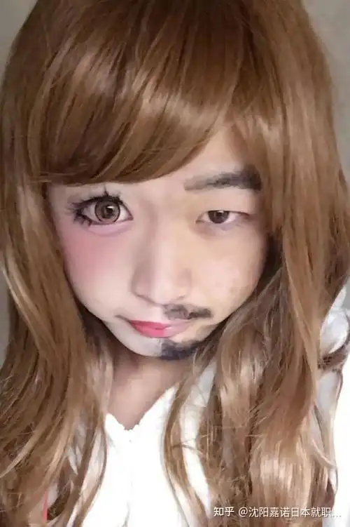 日本小混混穿女装比女友还好看不愧是最强女装大佬