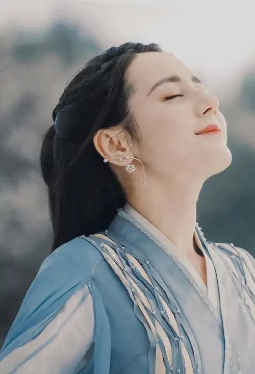 迪丽热巴纪云禾