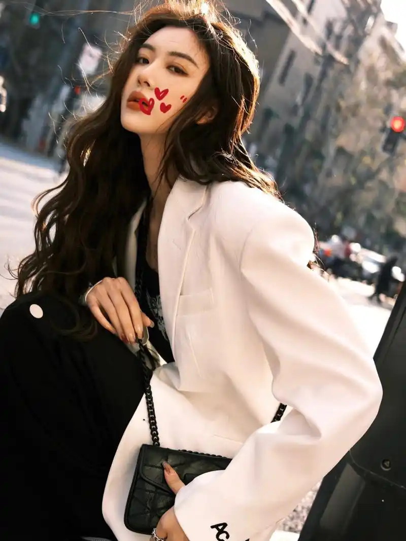 秋冬烫发首选的复古发型～ 秋冬推荐港风复古卷发99|||秋冬推荐复古