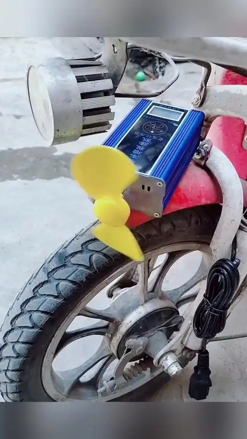 电动车边走边充电