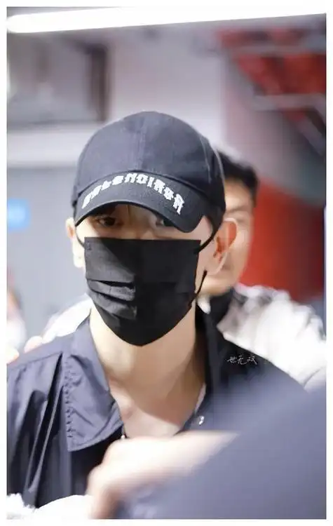 邓伦税务问题娱乐圈揭秘内幕浮出光明