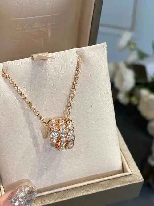 bvlgari宝格丽灵蛇吊坠项链