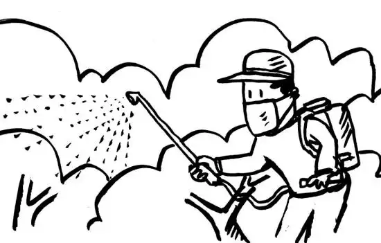 见报后,公园方面反应及时,连日派人用杀虫药水对山路两旁树木进行喷洒