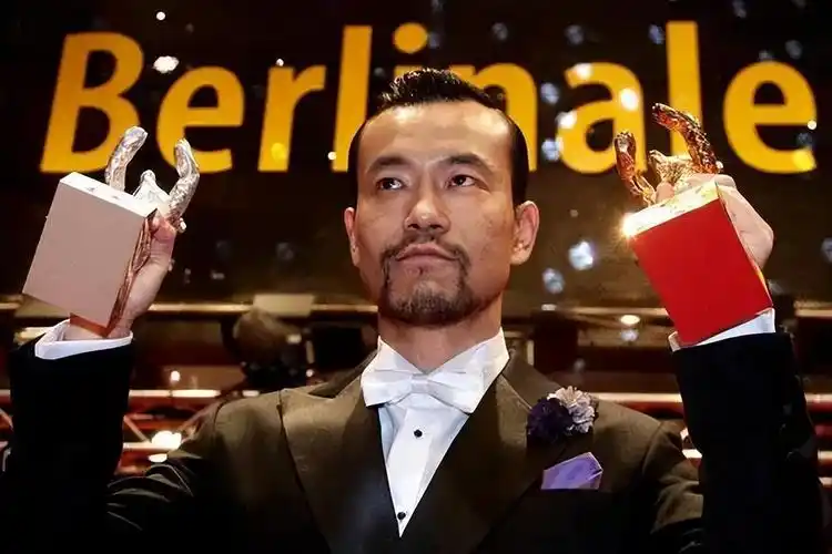 回顾任泉李冰冰不是我们班最漂亮的但她有张照片特吸引导演