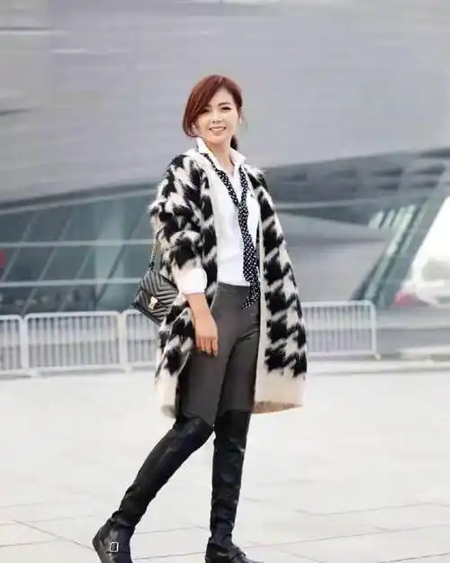 来点刘涛穿搭,时尚范儿飙升,这样的造型最吸睛!_元素_凹上_气息