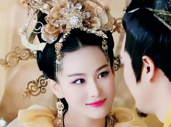 但张馨予的苏妲己,依然算是中上级别的,至少美貌,清纯黑化无缝切换的