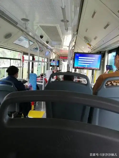 2020年第一次带宝贝出门坐公交,感触颇多