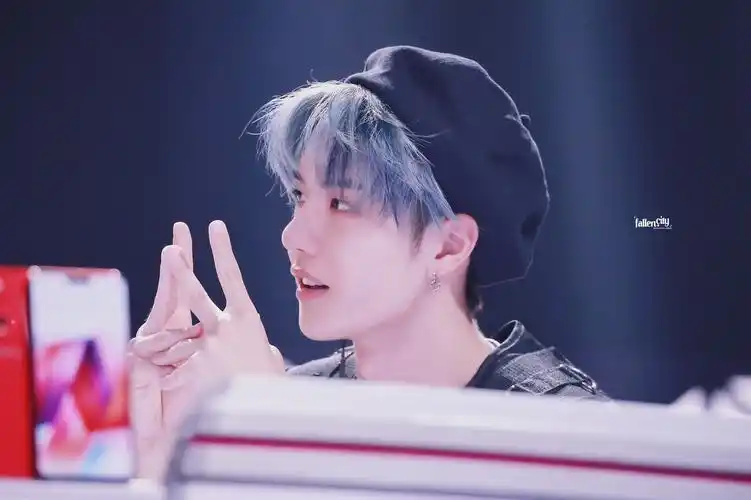 180514 创造101第二次公演 @uniq-王一博 cr… - 堆糖,美图壁纸兴趣