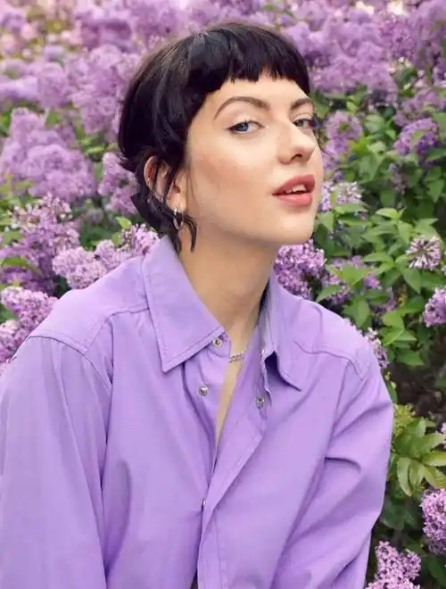 低调一点的紫色系头发( 低调一点的紫色系头发男 )