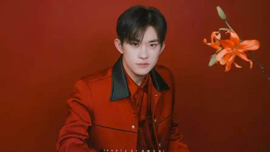 易烊千玺 2021央视牛年春晚 饭修(一)