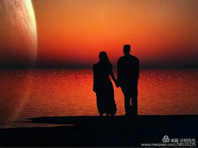 牵手夕阳红,温暖老人心.