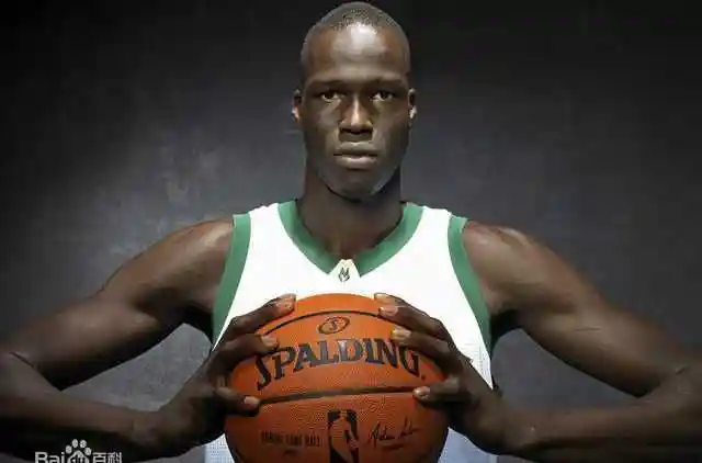 为什么黑人的外貌不符合大部分中国人的审美?