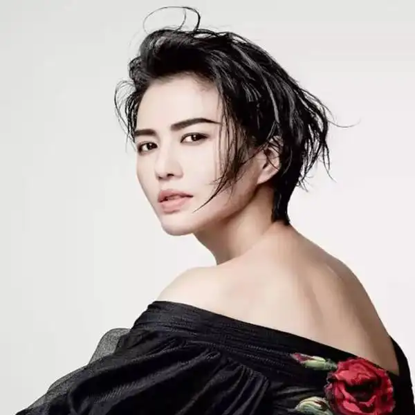 06超女现状:摇滚歌者谭维维成大赢家