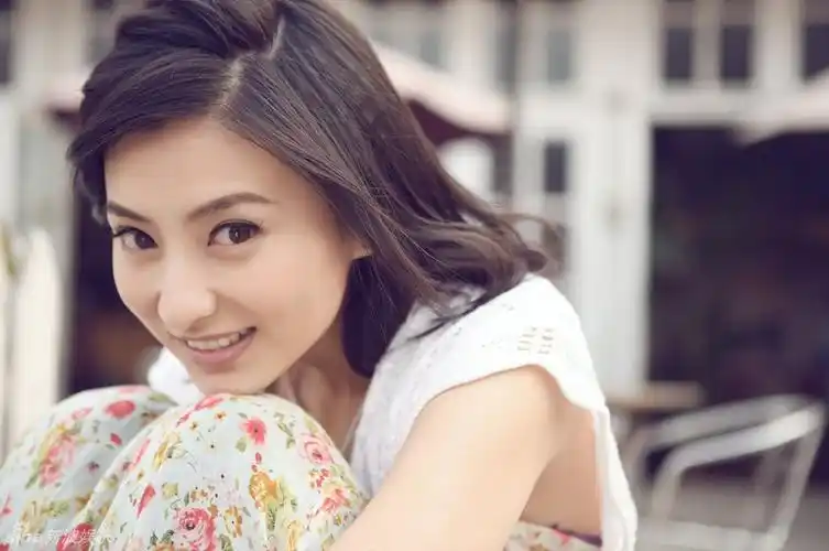 斓曦词条图册_百度百科