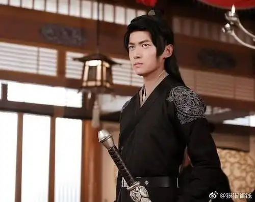 电视剧# 新版《神雕侠侣》未播先火,网友却喊话让小龙女和甄志丙在一