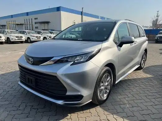 2023款丰田塞纳四驱le最新价格54万优惠