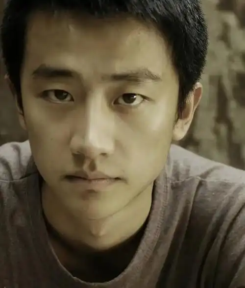 回顾黄轩父亲黄雁平为公益事业献生命儿子用15封家书替我尽孝