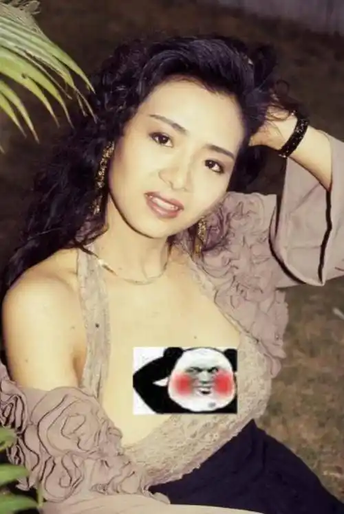 瘦弱的身材掩盖不了时尚的外表,退役后依然单身_陆熙昭_女人_照片