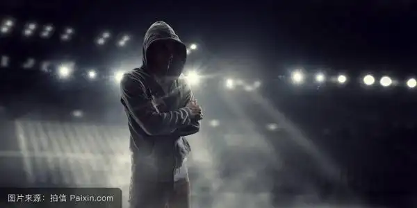 谁知道gif快手中的神秘人是怎么回事啊,双击自己的作品就会显示神秘人