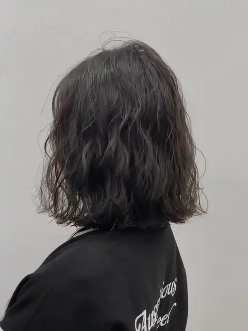 短发烫发港风法式卷发