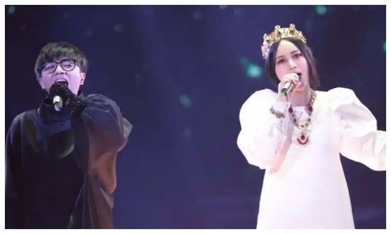 华晨宇尚雯婕合唱,继13快男以后在《王牌》再次合作,观众泪目