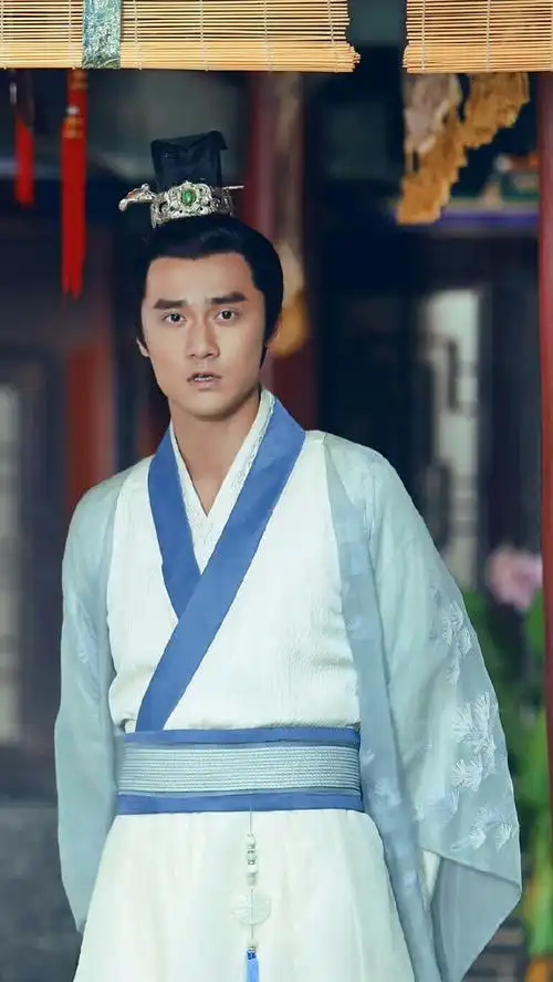 回到明朝当王爷杨凌蒋劲夫