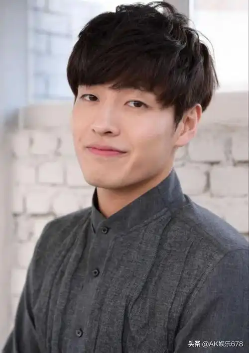 韩国全部明星男(韩国男演员颜值前十名)-天晟网
