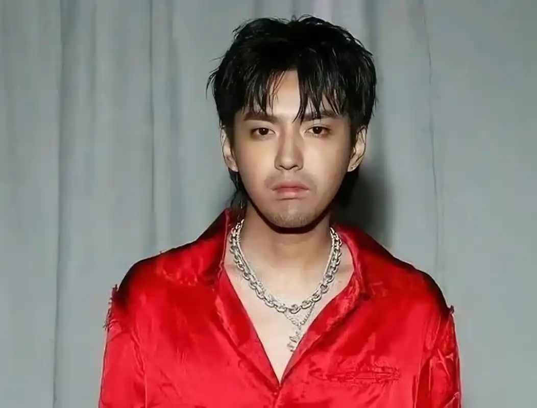 吴亦凡二审13年 吴亦凡广州仔,加拿大籍,90年的,出来33 13 =46岁了,30