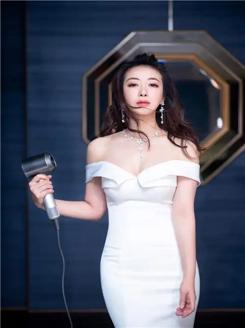 明星陈紫函代言费,【梦之星】推荐陈紫函代言,陈紫函经纪人,陈紫函