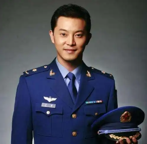 但沙溢这人太逗了,观众也是觉得他如果做喜剧演员成就肯定不比沈腾低