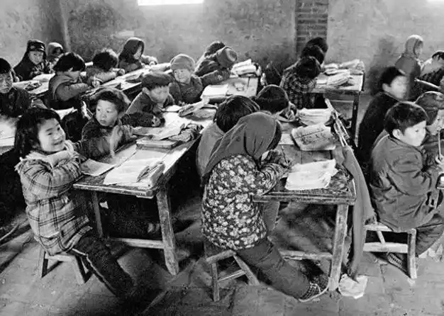 六十张老照片60后70后80后的记忆回不去的童年张张戳中泪点