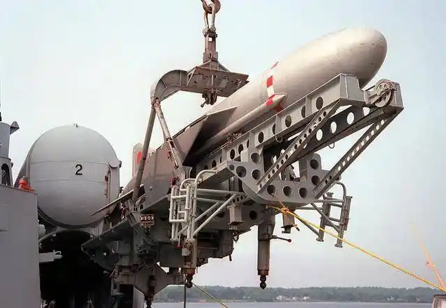 世界上首型超过2马赫的反舰导弹,重量200吨的ss-n-19巡航导弹有多厉