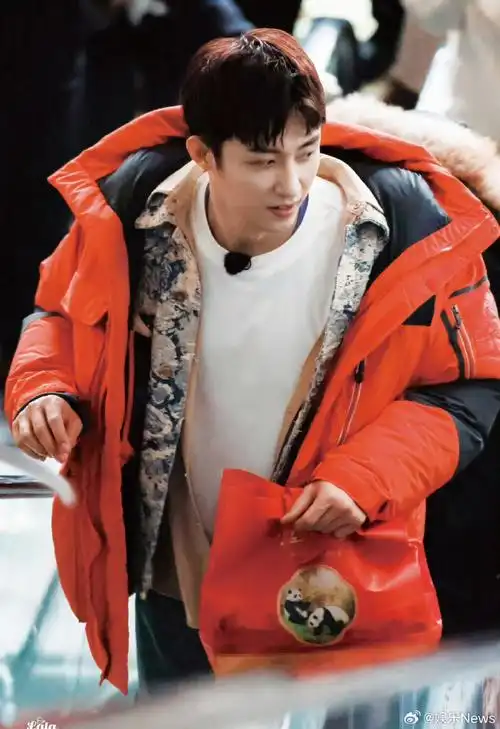 黄景瑜顺毛##黄景瑜男大味