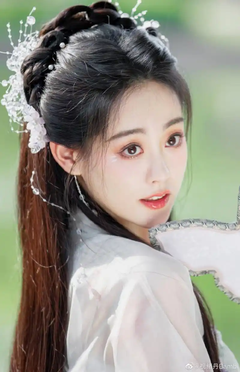 祝绪丹古装高清壁纸头像(三)[爱你]