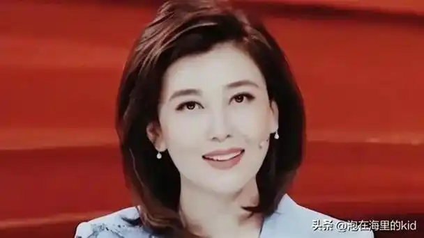 央视女主持人身高排名第一名身高有1米7最后一名意想不到