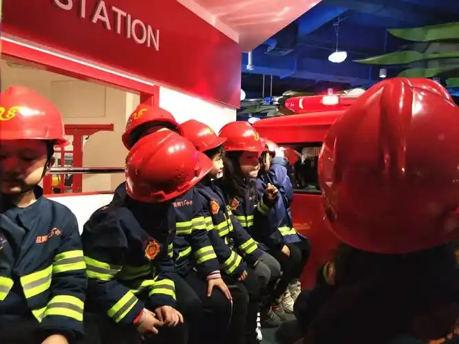 原创成都适合亲子游玩的地方有哪些成都星期8小镇怎么样