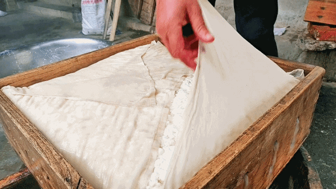 湖南农村手工做豆腐全过程看完想回老家了