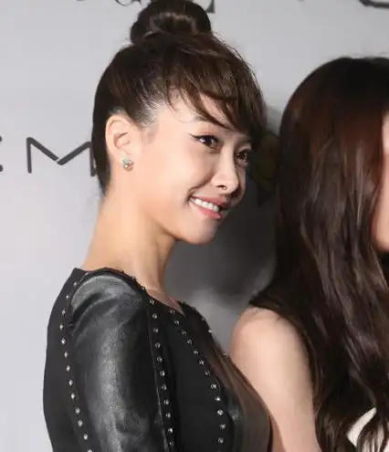 同样一个角度的侧颜,杨幂被宋茜秒成渣渣!