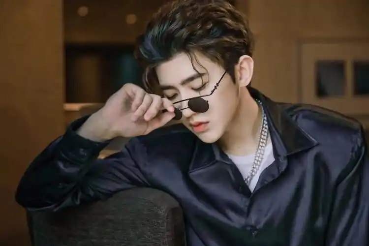 蔡徐坤 - 堆糖,美图壁纸兴趣社区