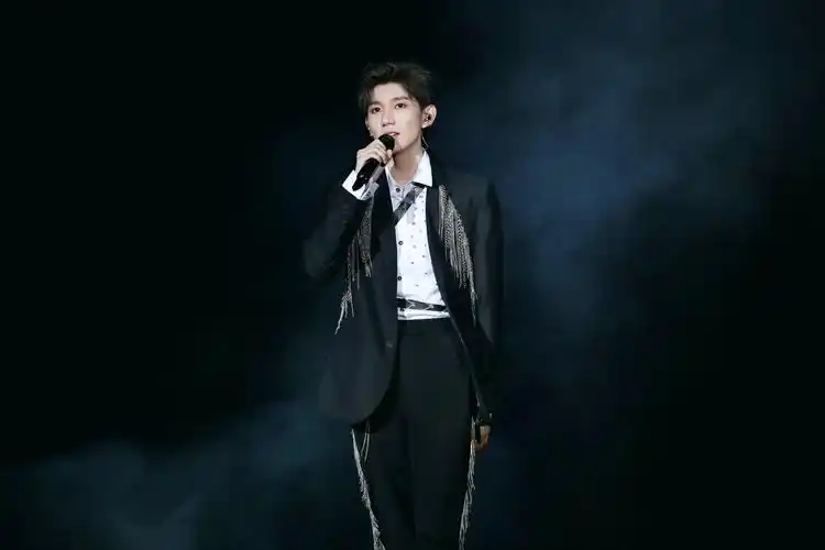 王源- 堆糖,美图壁纸兴趣社区