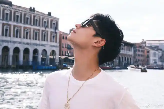 杨洋0909生日快乐