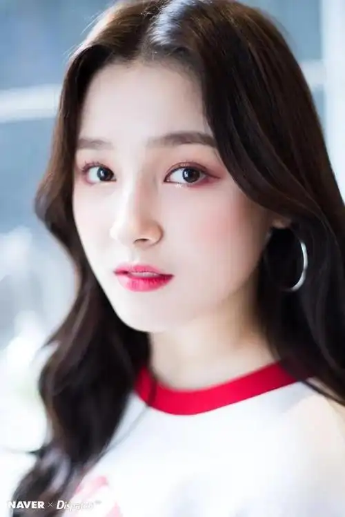 韩国混血美女李承利