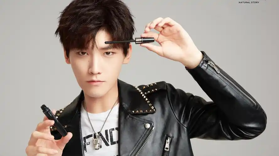 帅气时髦邢昭林写真图片,高清图片,电脑桌面-壁纸族