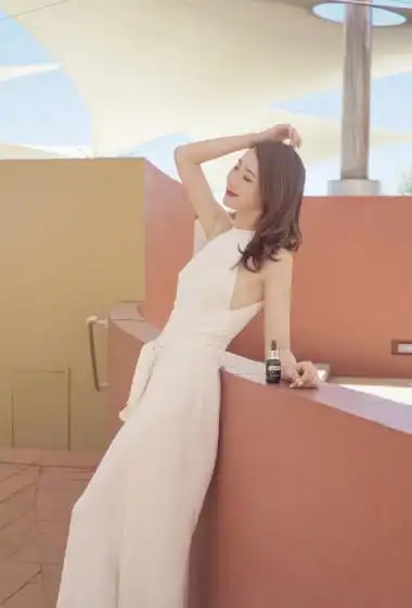 性感美女许婧优雅妩媚写真24